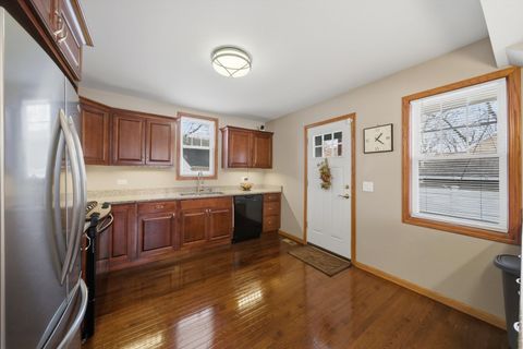 Tiny photo for 3719 211th Place, Matteson, IL 60443 (MLS # 12586292)