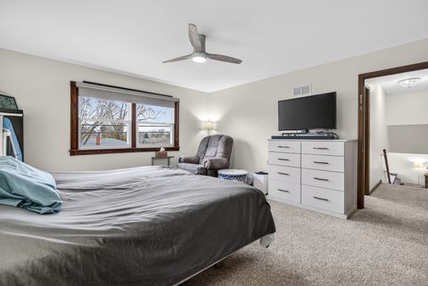 Tiny photo for 1000 S Na Wa Ta Avenue, Mount Prospect, IL 60056 (MLS # 12582617)