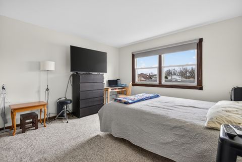 Tiny photo for 1000 S Na Wa Ta Avenue, Mount Prospect, IL 60056 (MLS # 12582617)