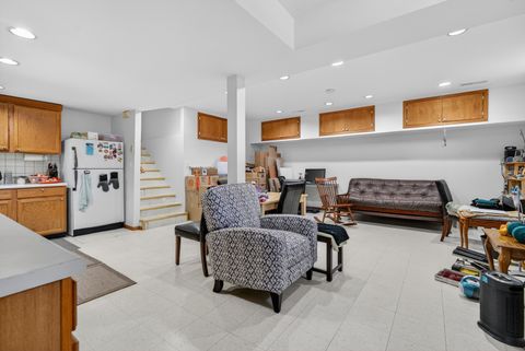 Tiny photo for 1000 S Na Wa Ta Avenue, Mount Prospect, IL 60056 (MLS # 12582617)