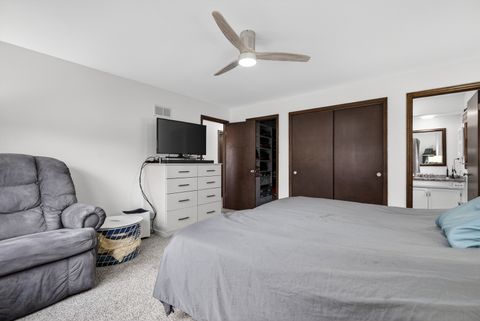 Tiny photo for 1000 S Na Wa Ta Avenue, Mount Prospect, IL 60056 (MLS # 12582617)