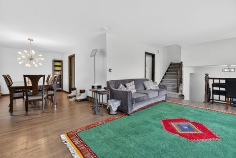 Tiny photo for 1000 S Na Wa Ta Avenue, Mount Prospect, IL 60056 (MLS # 12582617)