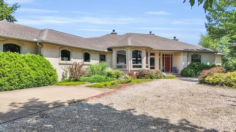 A home in Mahomet