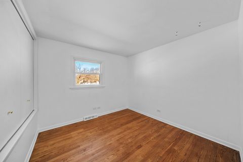 Tiny photo for 601 Edwards Avenue, West Dundee, IL 60118 (MLS # 12559207)