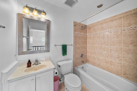 Tiny photo for 601 Edwards Avenue, West Dundee, IL 60118 (MLS # 12559207)