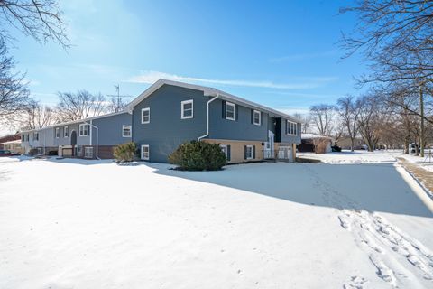 Tiny photo for 601 Edwards Avenue, West Dundee, IL 60118 (MLS # 12559207)