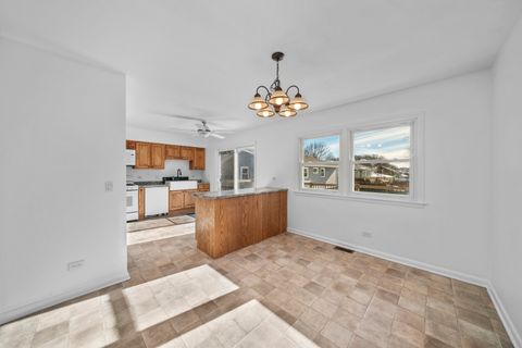 Tiny photo for 601 Edwards Avenue, West Dundee, IL 60118 (MLS # 12559207)