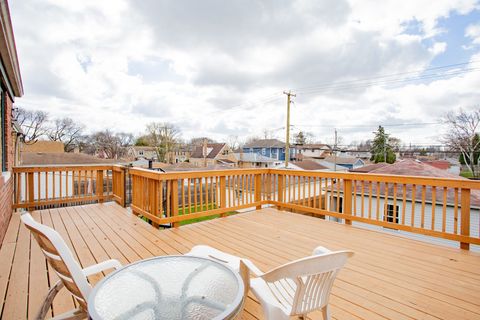 Tiny photo for 6617 W FOSTER Avenue, Chicago, IL 60656 (MLS # 12624870)