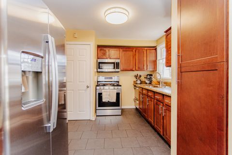 Tiny photo for 6617 W FOSTER Avenue, Chicago, IL 60656 (MLS # 12624870)