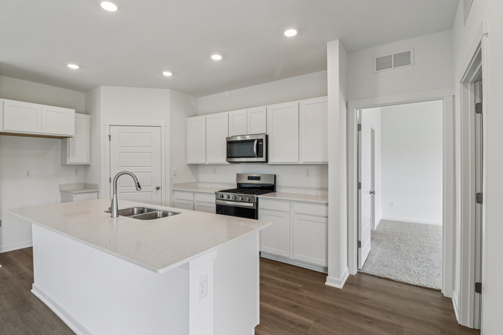 6294 redwood Trail