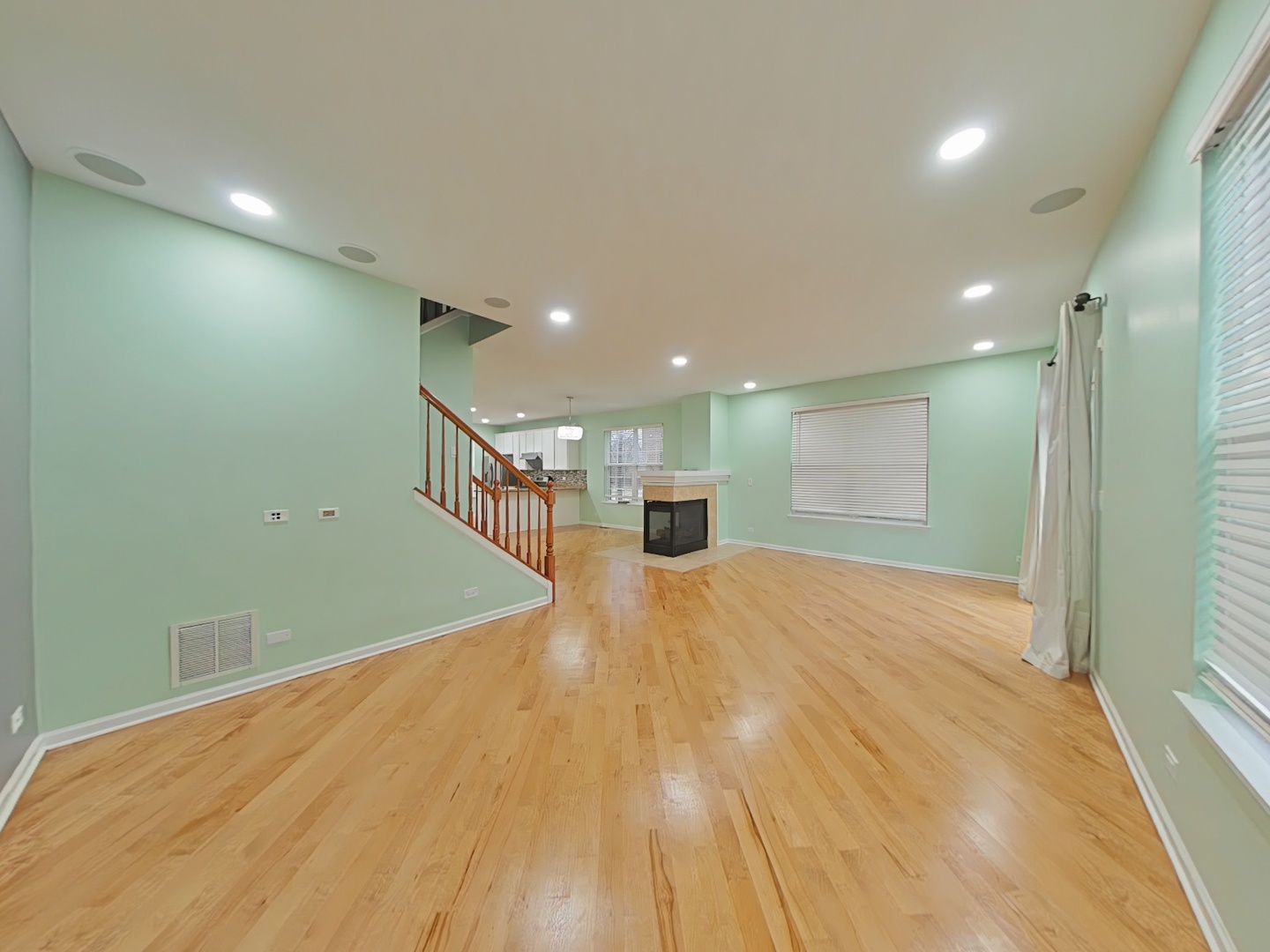 848 STATION Boulevard