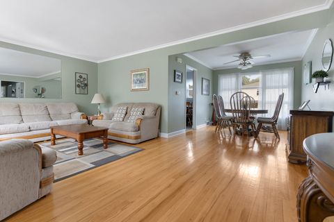 Tiny photo for 243 N Richards Drive, Palatine, IL 60074 (MLS # 12529298)