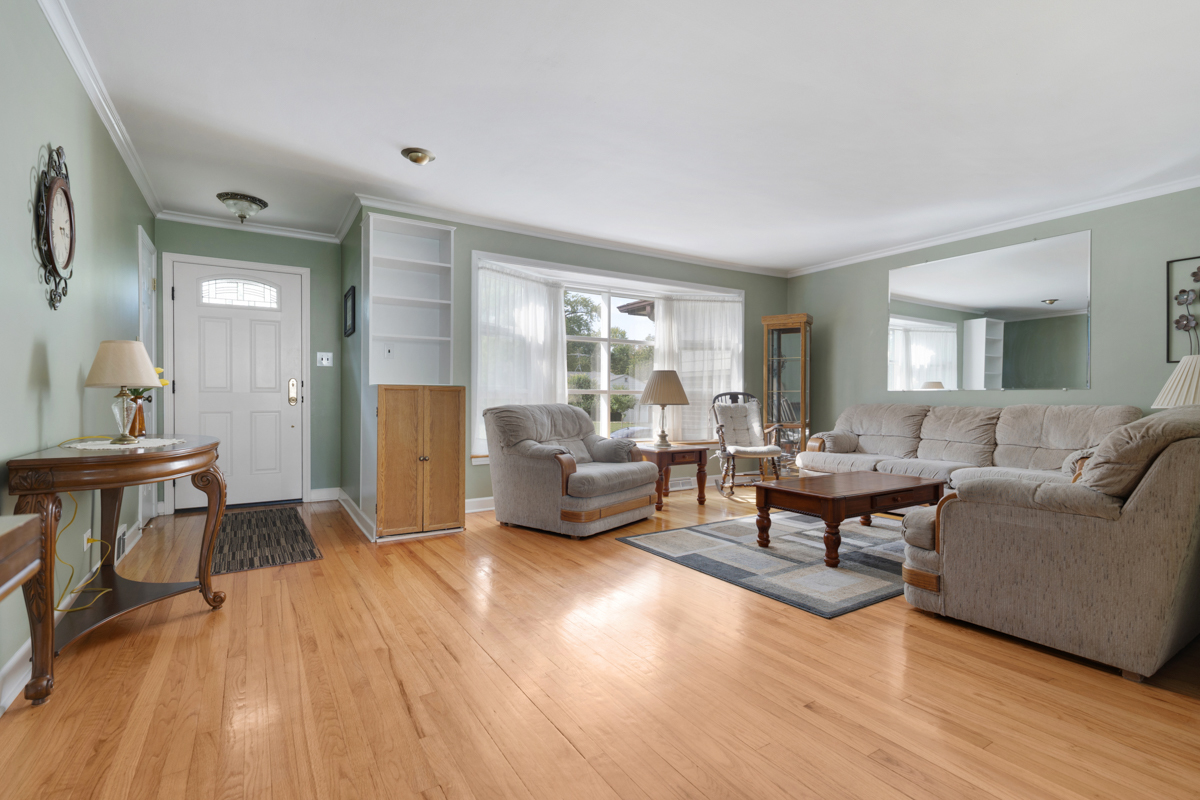 243 N Richards Drive