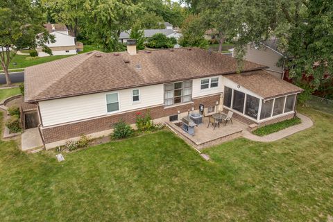 Tiny photo for 243 N Richards Drive, Palatine, IL 60074 (MLS # 12529298)