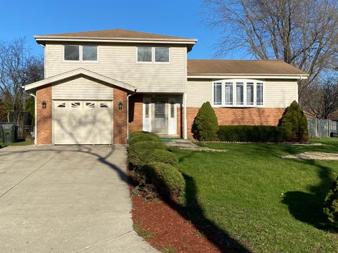 Tiny photo for 1403 N SAUK Lane, Mount Prospect, IL 60056 (MLS # 12648648)