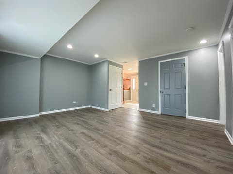Tiny photo for 1403 N SAUK Lane, Mount Prospect, IL 60056 (MLS # 12648648)