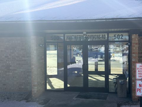 Tiny photo for 500 W Huntington Commons Road #255, Mount Prospect, IL 60056 (MLS # 12556845)