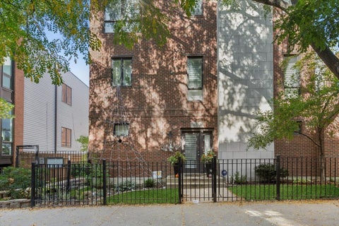 Photo of 1742 W Diversey Parkway #3, Chicago, IL 60614 (MLS # 12793076)