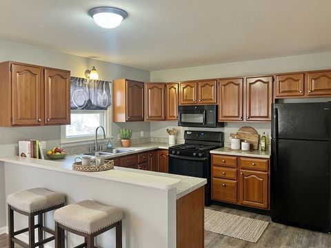 Tiny photo for 1032 Bridge Avenue, Davenport, IA 52803 (MLS # 12589610)