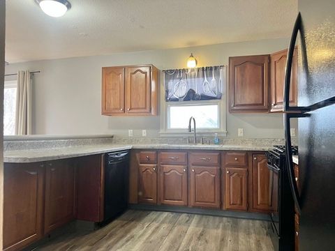 Tiny photo for 1032 Bridge Avenue, Davenport, IA 52803 (MLS # 12589610)