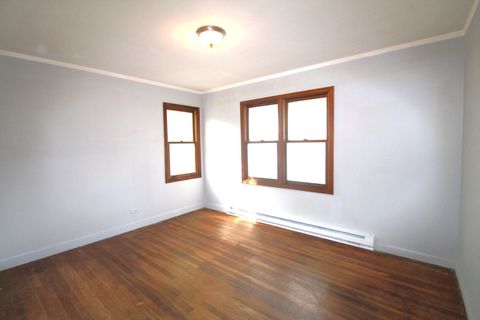 Tiny photo for 176 S Seymour Avenue, Mundelein, IL 60060 (MLS # 12469169)