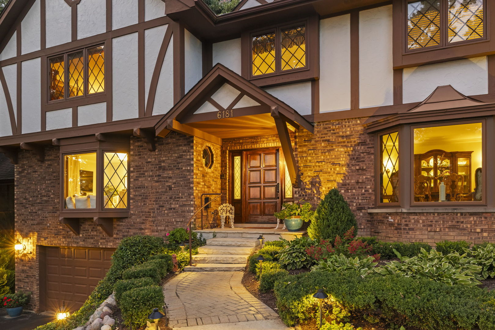 6181 Shorewood Court