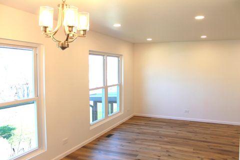 Tiny photo for 1470 Elizabeth Street, Glendale Heights, IL 60139 (MLS # 12599539)