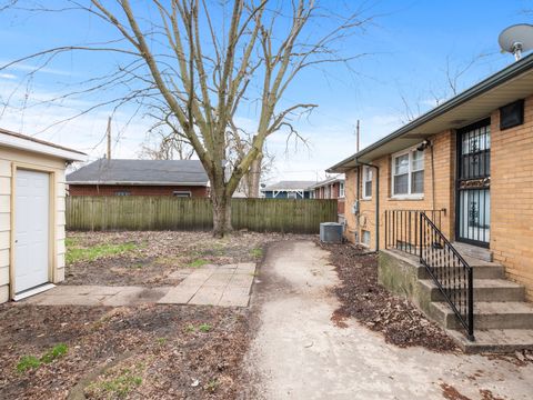 Tiny photo for 427 Clyde Avenue, Calumet City, IL 60409 (MLS # 12331982)