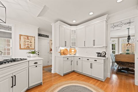 Tiny photo for 3N985 Walt Whitman Road, St. Charles, IL 60175 (MLS # 12469347)