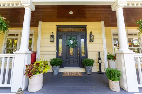 Tiny photo for 3N985 Walt Whitman Road, St. Charles, IL 60175 (MLS # 12469347)