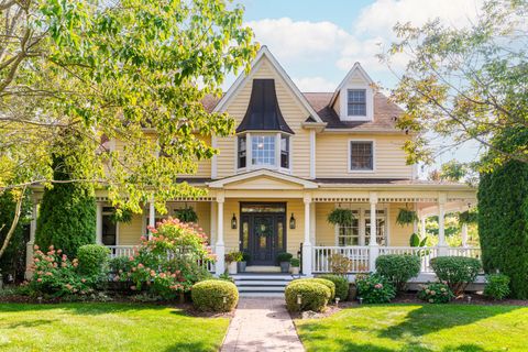 Tiny photo for 3N985 Walt Whitman Road, St. Charles, IL 60175 (MLS # 12469347)