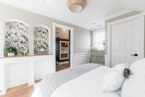 Tiny photo for 3N985 Walt Whitman Road, St. Charles, IL 60175 (MLS # 12469347)