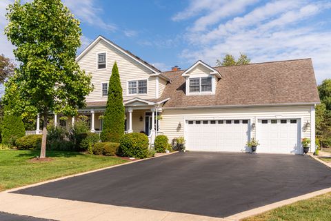 Tiny photo for 3N985 Walt Whitman Road, St. Charles, IL 60175 (MLS # 12469347)