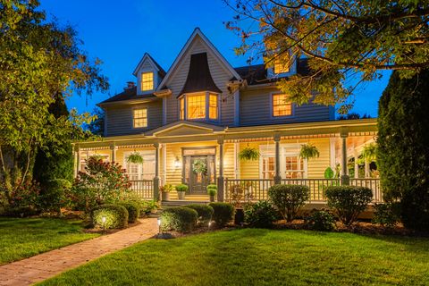 Tiny photo for 3N985 Walt Whitman Road, St. Charles, IL 60175 (MLS # 12469347)
