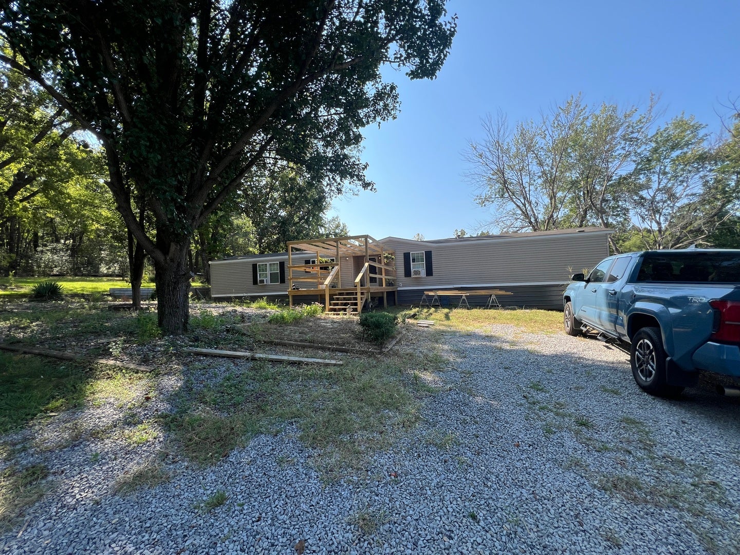 8957 Grassy Road