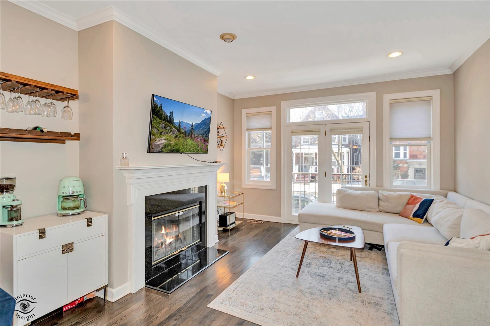 3640 N Damen Avenue 1