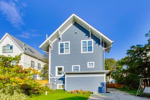 Tiny photo for 534 Lathrop Avenue, River Forest, IL 60305 (MLS # 12448857)