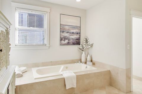 Tiny photo for 534 Lathrop Avenue, River Forest, IL 60305 (MLS # 12448857)