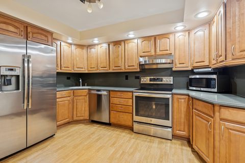 Tiny photo for 724 12th Street #105, Wilmette, IL 60091 (MLS # 12497374)