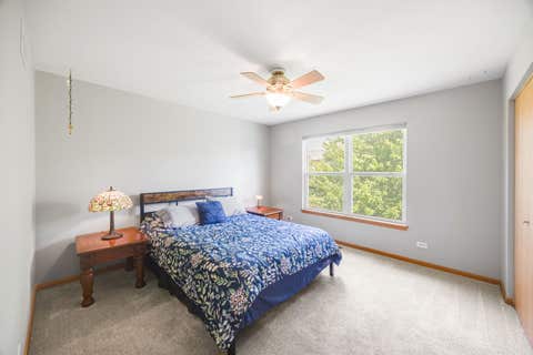 Tiny photo for 325 Forest Trail, South Elgin, IL 60177 (MLS # 12674034)