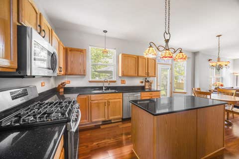 Tiny photo for 325 Forest Trail, South Elgin, IL 60177 (MLS # 12674034)
