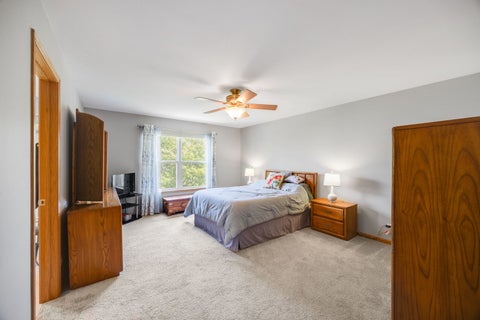 Tiny photo for 325 Forest Trail, South Elgin, IL 60177 (MLS # 12674034)