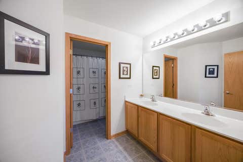 Tiny photo for 325 Forest Trail, South Elgin, IL 60177 (MLS # 12674034)