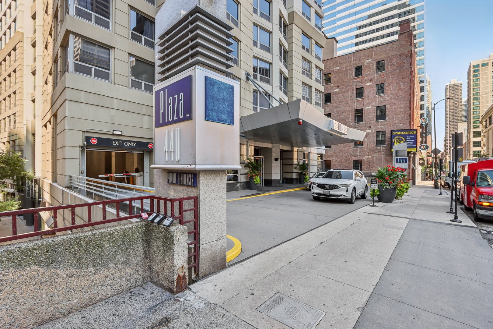 440 N Wabash Avenue 4610