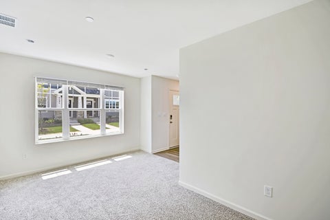 Tiny photo for 2129 Yellowstone Boulevard, Mundelein, IL 60060 (MLS # 12733525)