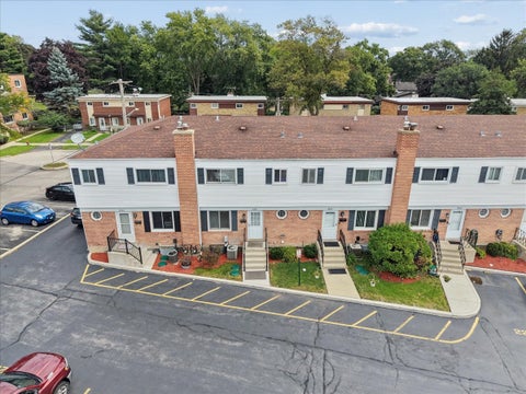 Tiny photo for 8501 Linder Court, Skokie, IL 60077 (MLS # 12773897)