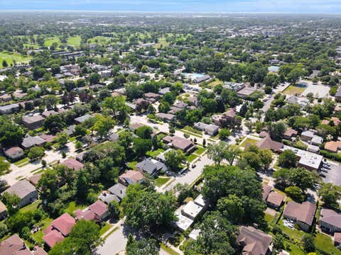 Tiny photo for 9000 Tripp Avenue, Skokie, IL 60076 (MLS # 12688261)