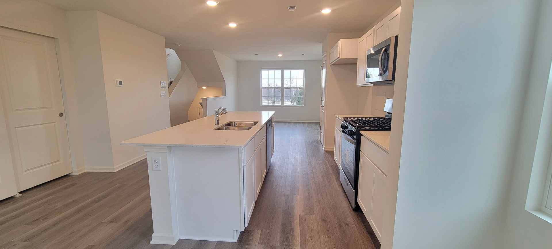 6560 Linden Trail B