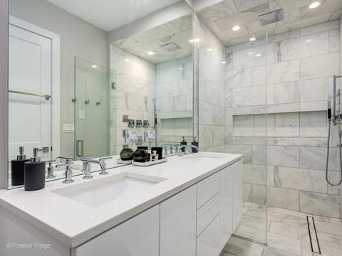 Tiny photo for 2335 W Montrose Avenue #2, Chicago, IL 60618 (MLS # 12557465)