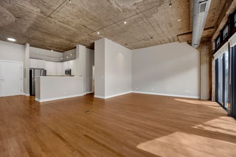 Tiny photo for 1071 W 15th Street #109, Chicago, IL 60608 (MLS # 12602383)